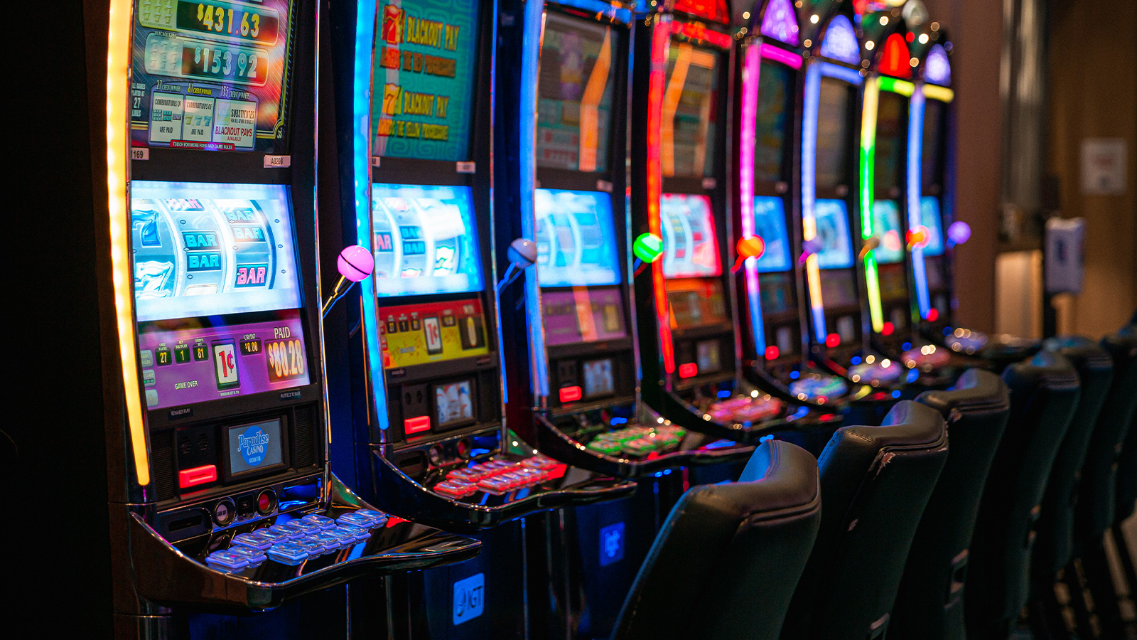 Rasender Gewinn: 25.000-Dollar-Jackpot bricht aus dem Feuerball-Slot hervor 1